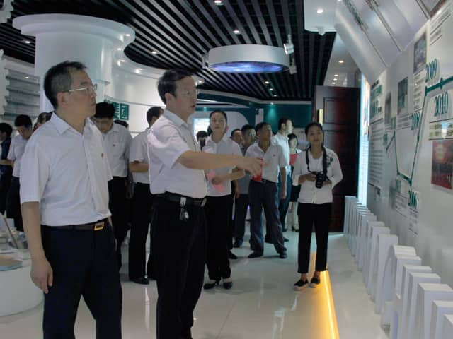 梁山縣委常委、組織部部長(zhǎng)王建一行蒞臨天意機(jī)械調(diào)研